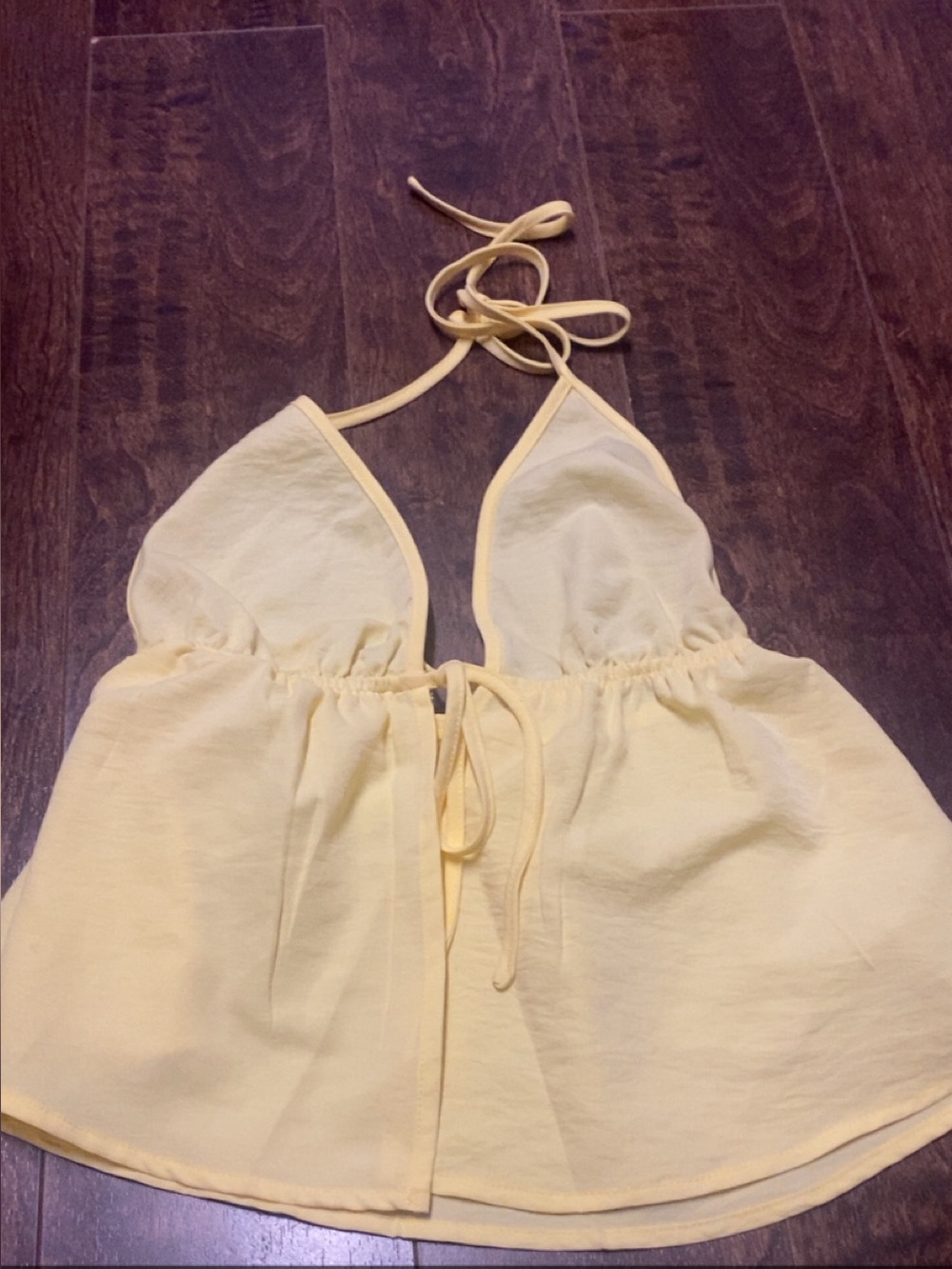 Temu - Yellow cropped top